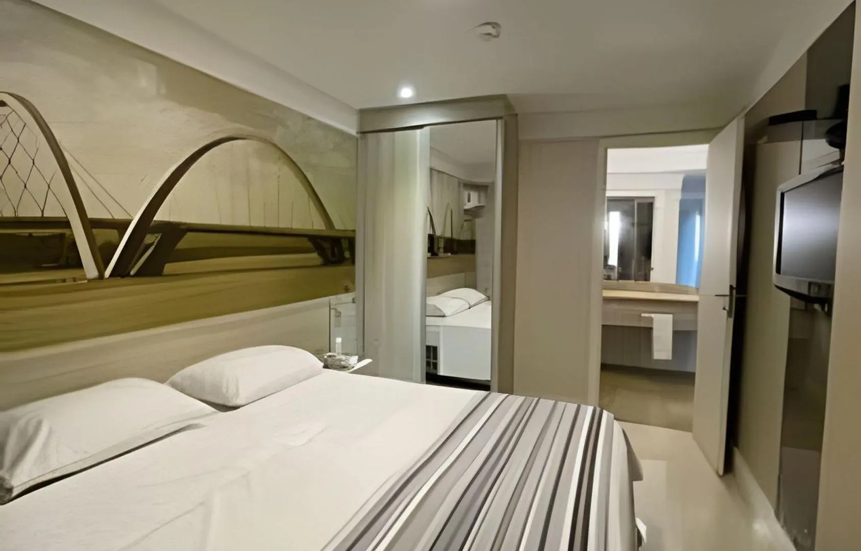 Flat Moderno Hotel Mercure Lider Brasília Brasil