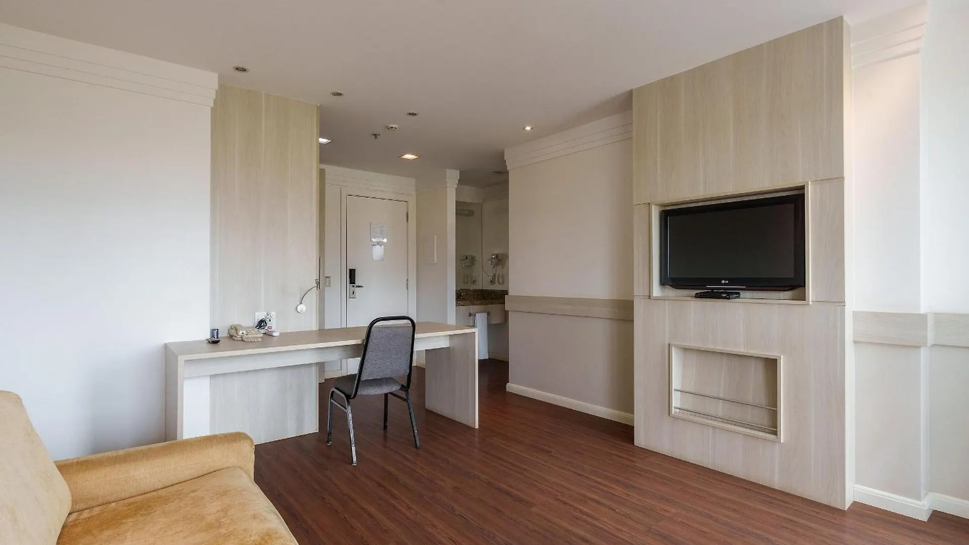 Flat Moderno Hotel Mercure Lider Brasília