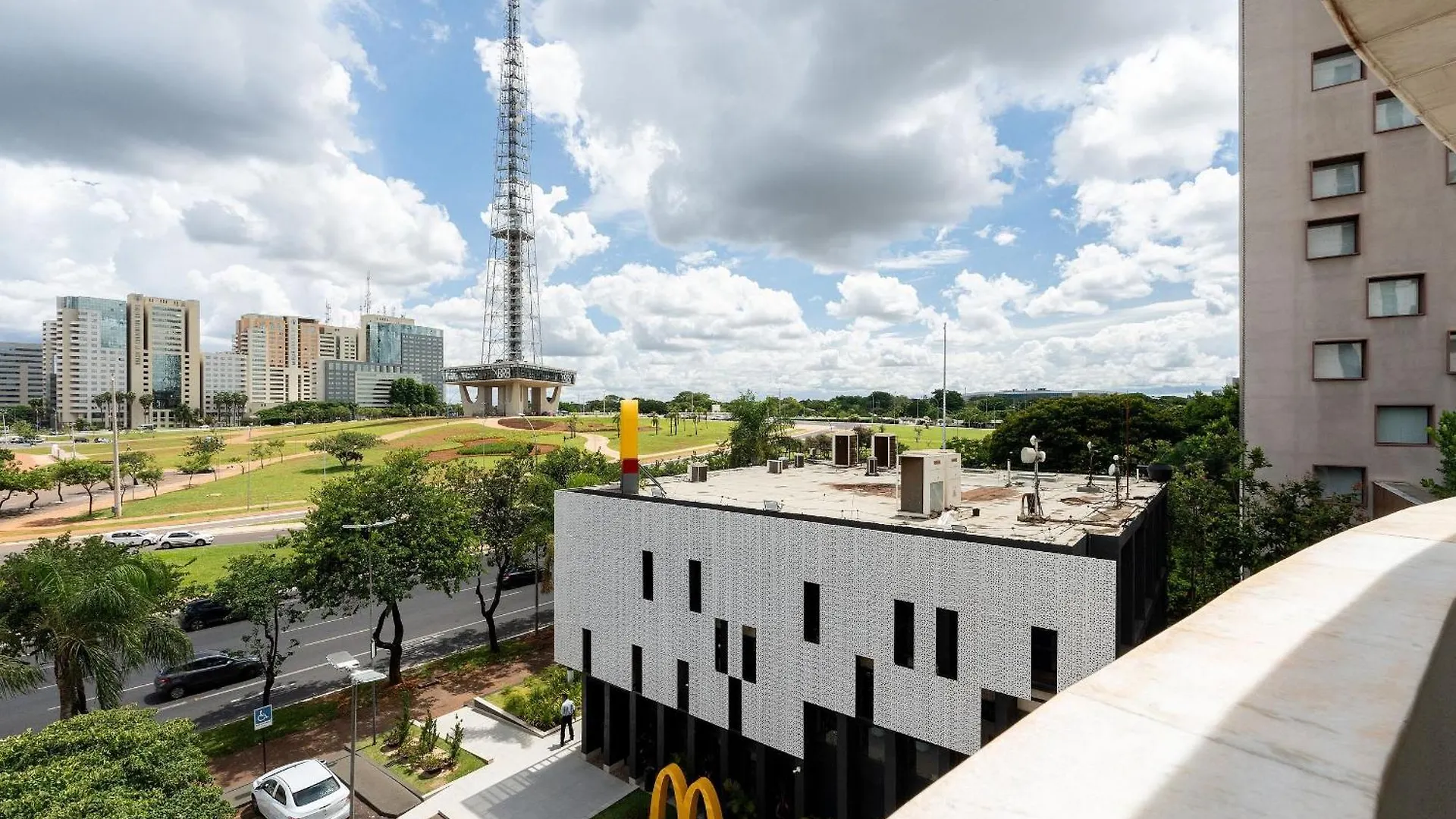 Flat Moderno Hotel Mercure Lider Brasília 0*,