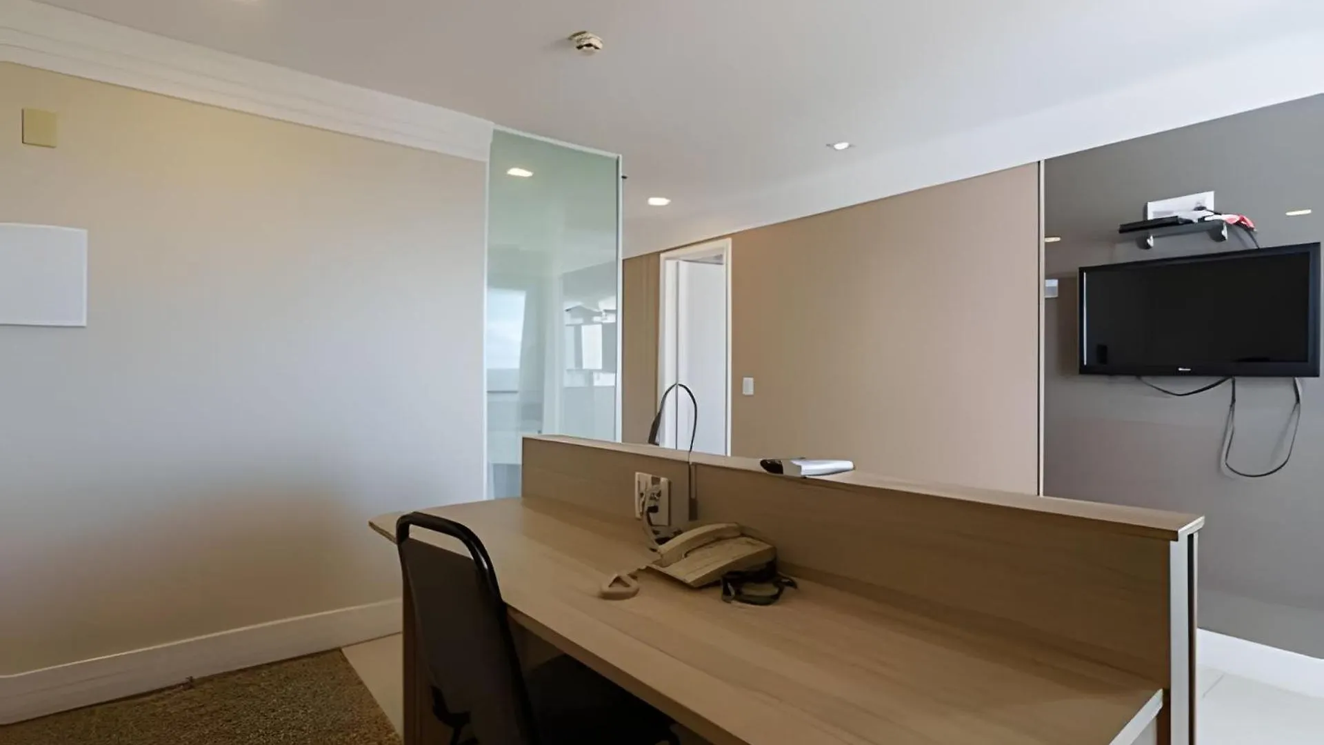 Flat Moderno Hotel Mercure Lider Brasília Brasil